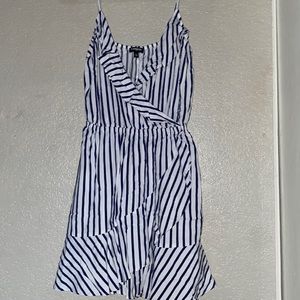 Striped flowey dress